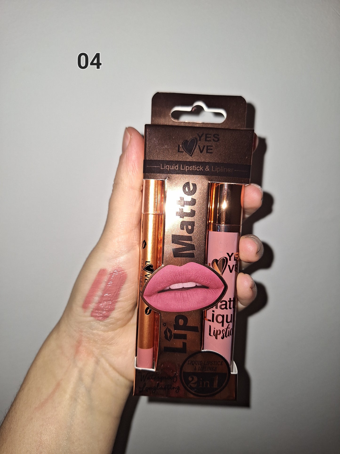 Lipstick + perfilador de labios